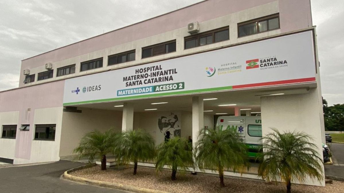 Com dois meses de atraso nos pagamentos, médicos de hospital de SC convocam assembleia para discutir a situação