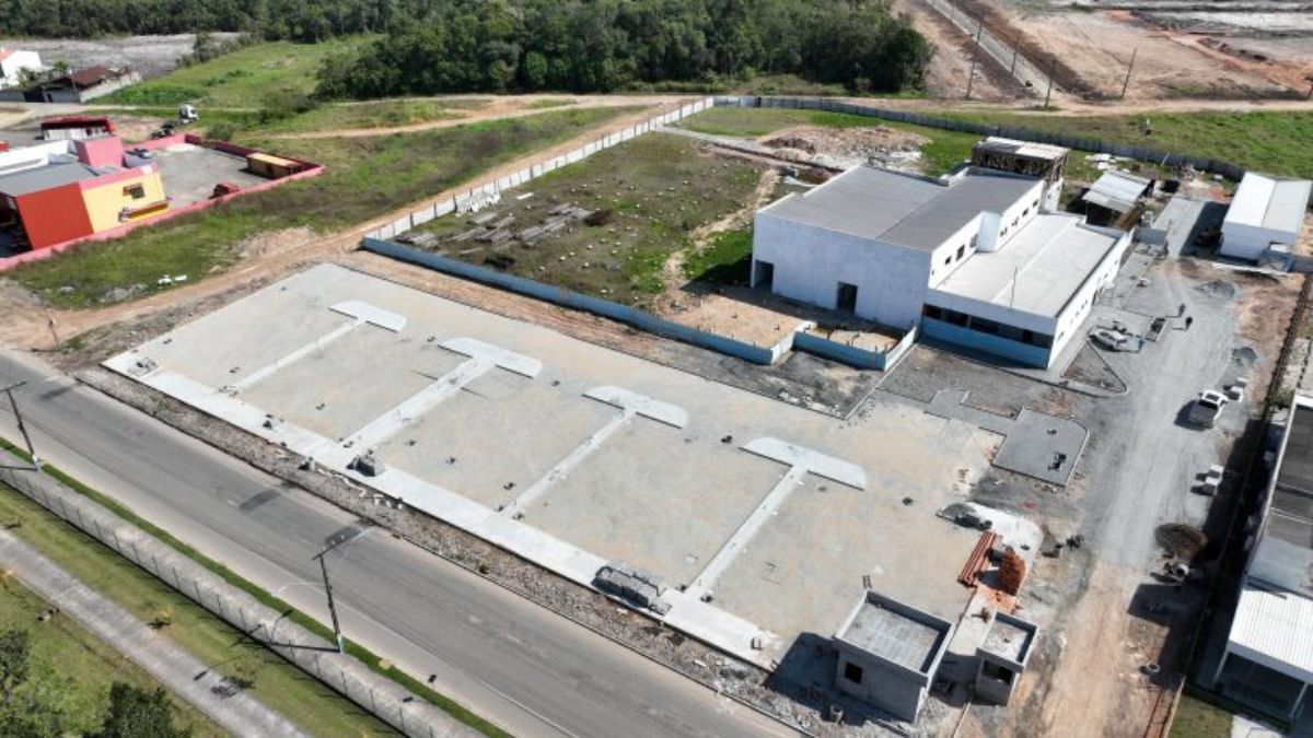 Obras do primeiro hospital de Araquari chegam a 78% de conclusão